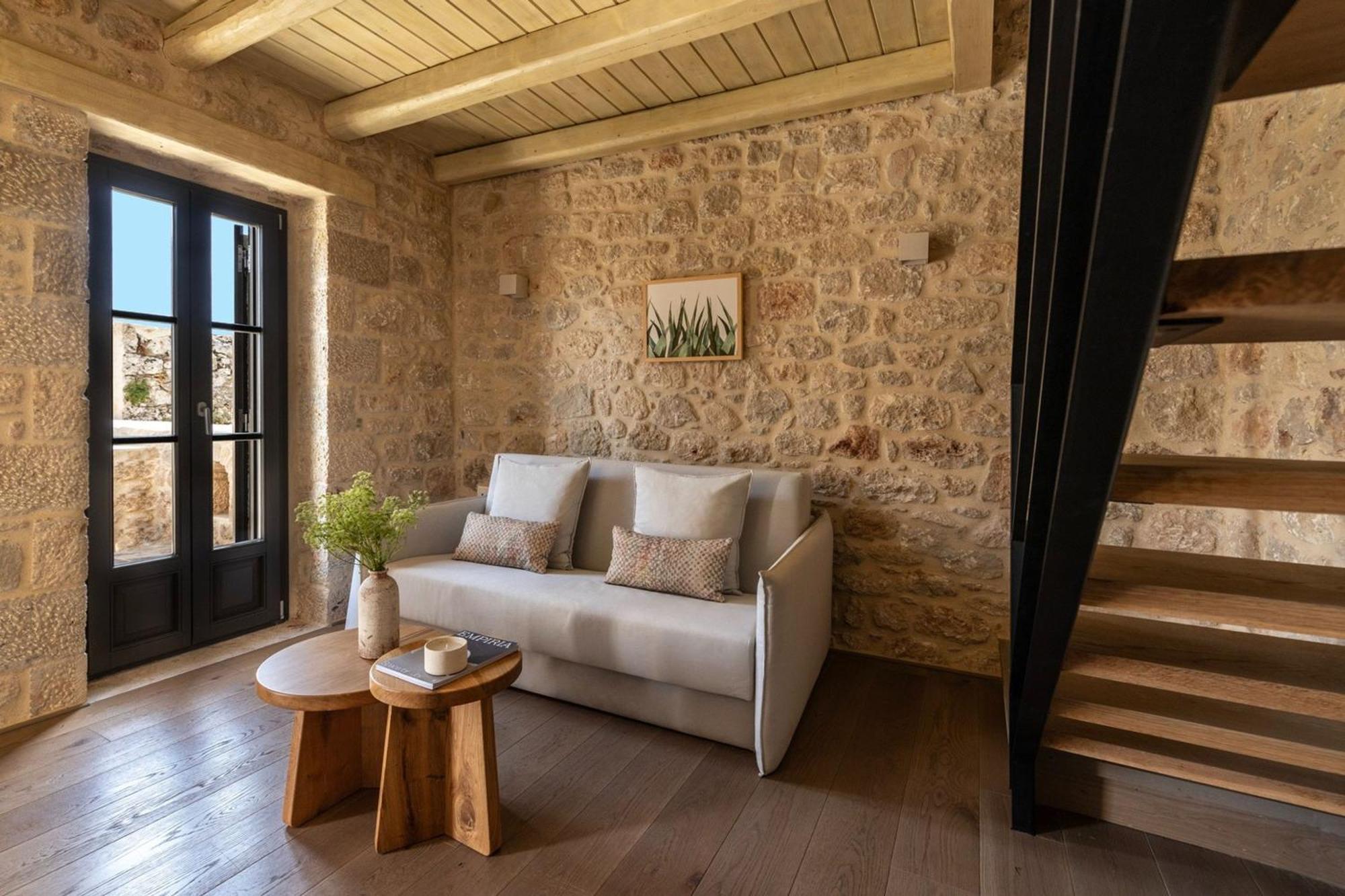 Korona Boutique Hotel Oitilon Luaran gambar